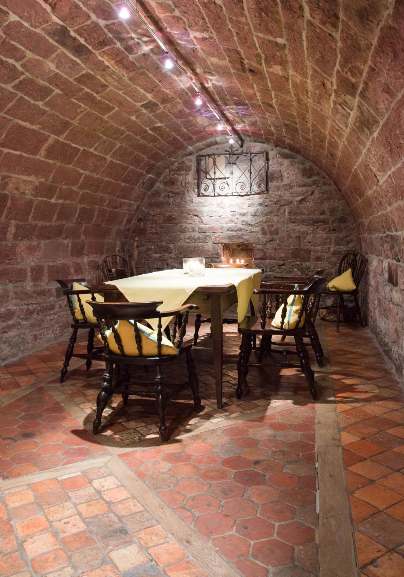 Hotel Restaurant Vinothek Lamm Bad Herrenalb Exterior foto
