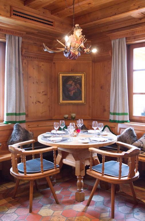Hotel Restaurant Vinothek Lamm Bad Herrenalb Exterior foto